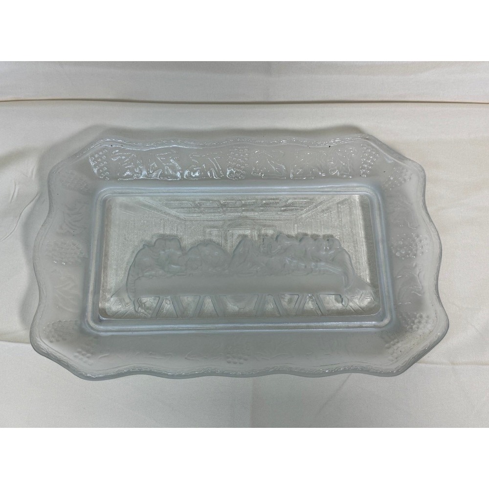 Indiana Glass Last Supper Frosted Glass Tray Embossed Scalloped Edge 11.5in EUC